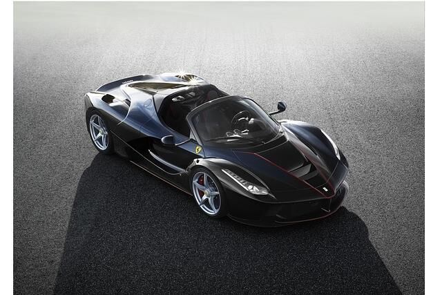 Ferrari La Ferrari Aperta (2016)