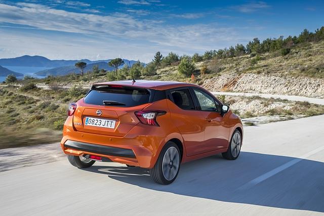 Ein leichter Tritt aufs Gaspedal, schon bringt der Turbo den Kleinen zum Losspurten