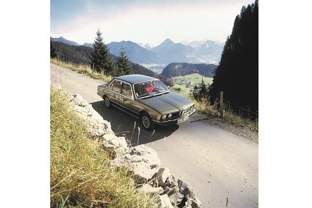 BMW 733i (Typ E23) ab Baujahr 1977