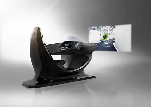Gleichzeitig präsentieren die Wolfsburger auf der Technikschau ein Head-up-Display mit Augmented-Reality-Ansätzen