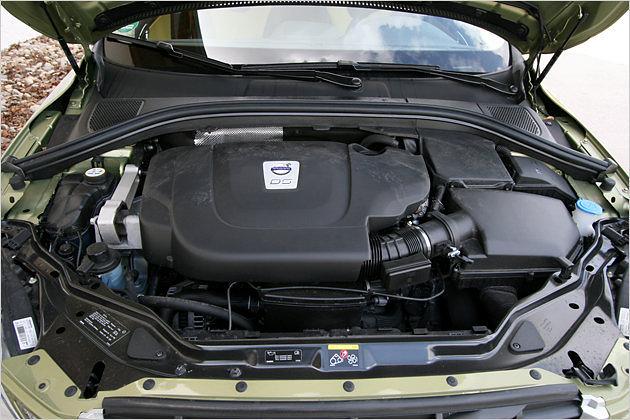 Der DRIVe-Dieselmotor mit 2,4 Liter Hubraum leistet zukünftig 163 PS