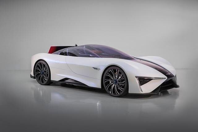 Techrules Ren Serienversion - Hypercar mit Jeansstoff