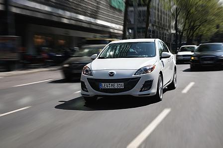 Das Sondermodell Active Plus ist nur  mit dem 77 kW-
Benziner zu haben.
