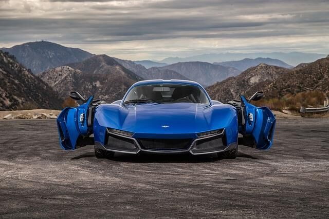 Als Besonderheit bietet der Rezvani Beast Alpha sogenannte Sidewinder-Türen