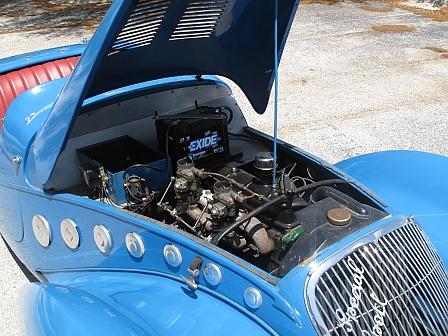 Peugeot 302 Darl mat