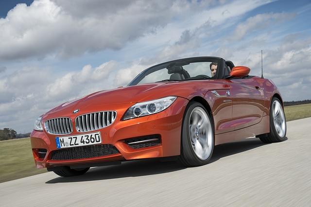  Kommen wir ganz regelgerecht mit Z wie Z4 zum Ende. Über überschäumende Nachfrage konnte sich der BMW Roadster zum Ende seiner Produktionszeit nicht „beklagen“