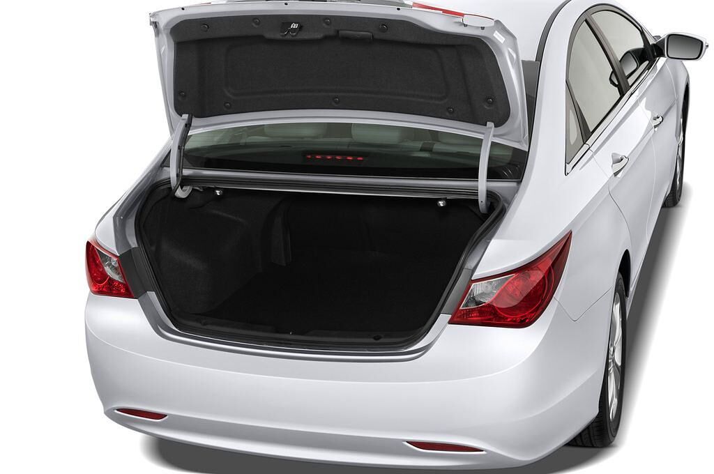 Hyundai Sonata (Baujahr 2010) Comfort 4 Türen Kofferraum