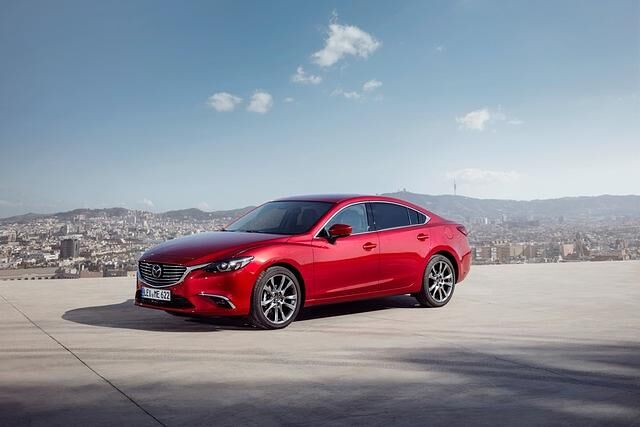 Ähnlich wie beim Design geht Mazda auch bei den Antrieben seit einigen Jahren einen eigenen Weg. Statt kleinvolumiger Turbo-Motoren setzen die Japaner auf selbst entwickelte Sauger mit relativ...