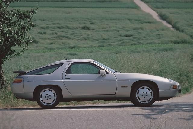 Porsche 928 S4 Modelljahr 1987