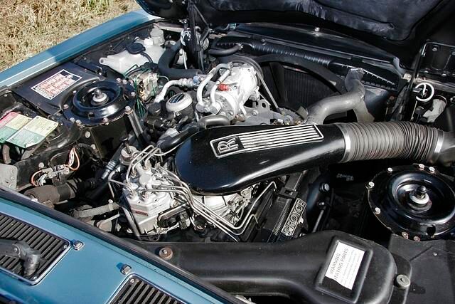 Der bewährte V8 war gesetzt, seine Laufruhe und die eindrucksvolle Leistungsentfaltung war alternativlos