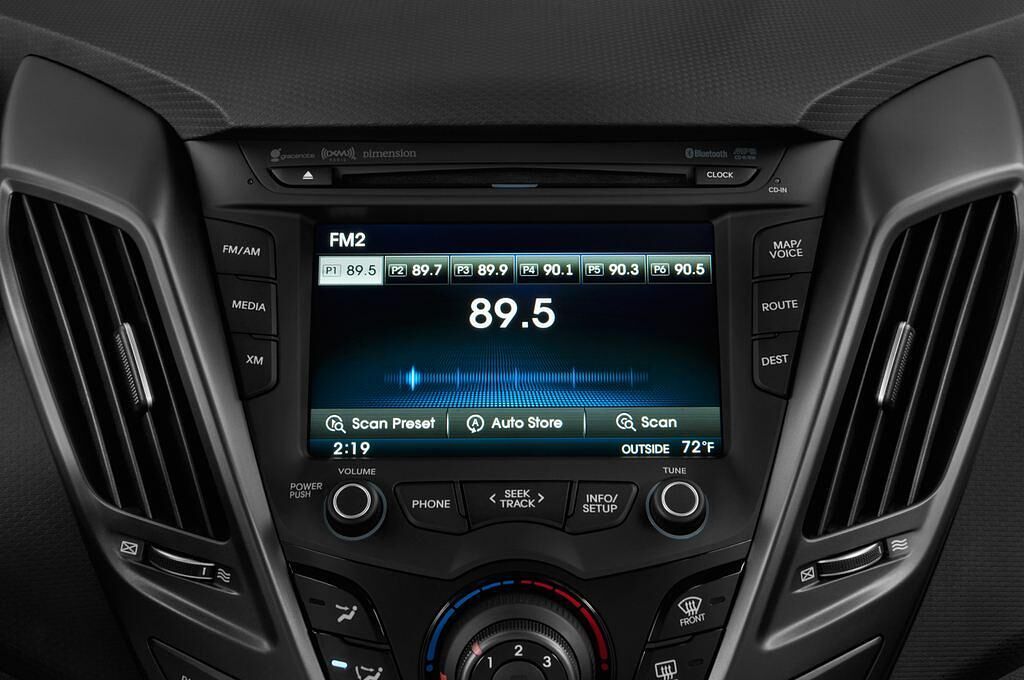 Hyundai Veloster (Baujahr 2013) Turbo 3 Türen Radio und Infotainmentsystem