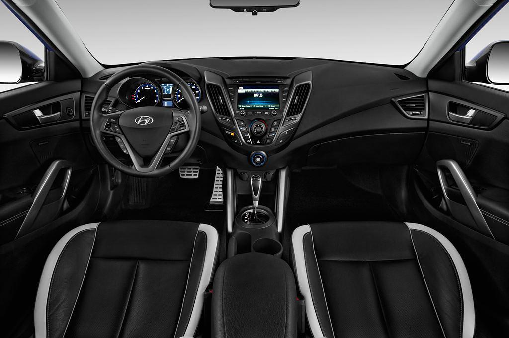 Hyundai Veloster (Baujahr 2013) Turbo 3 Türen Cockpit und Innenraum