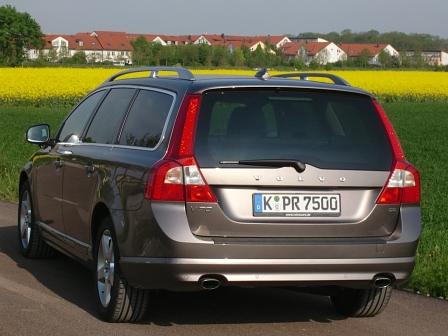 Volvo V70 D5