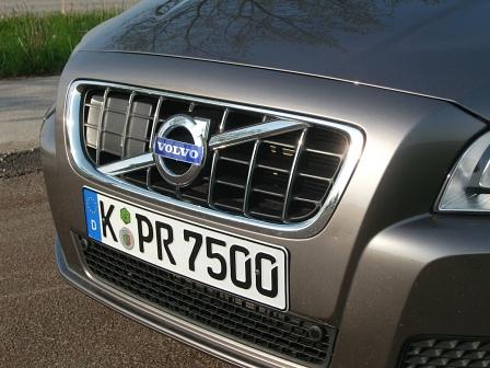 Volvo V70 D5
