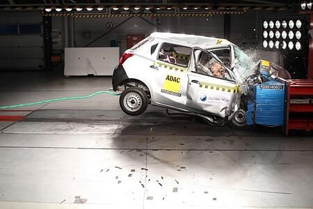 GlobalNCAP kritisiert Südamerika - Fehlende Sicherheitsstandards kosten 40.000 Menschenleben