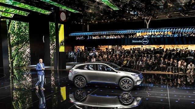 Mit der Studie Generation EQ zeigen die Stuttgarter zudem, wohin die Reise in den nächsten Jahren in Sachen E-Mobilität gehen wird
