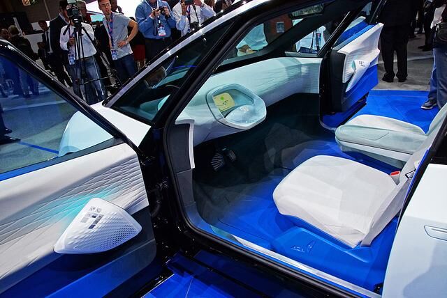 Frühestens 2020 kommt ein dem ID ähnliches Seriemodell auf die Straße, in Koalition mit zahlreichen anderen Batterieautos aus dem VW-Konzern
