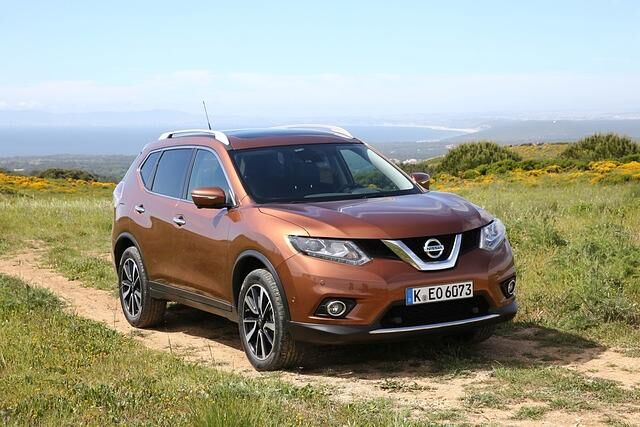 4,64 Meter ist der Nissan X-Trail lang