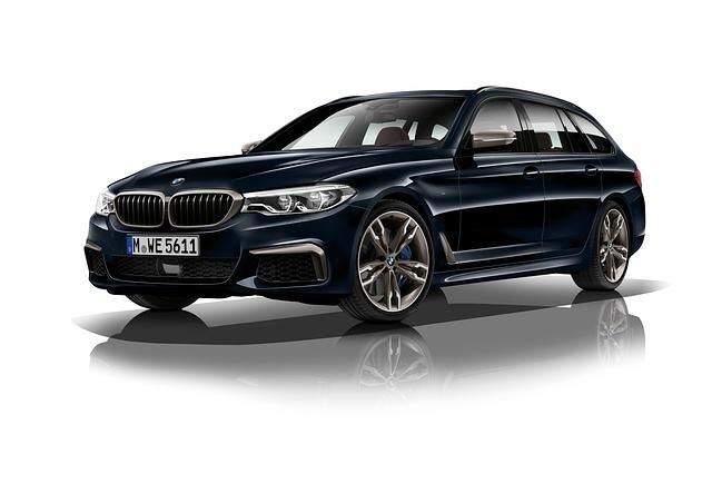 Neben der Limousine ist auch der 5er Kombi in der Version M550d zu haben