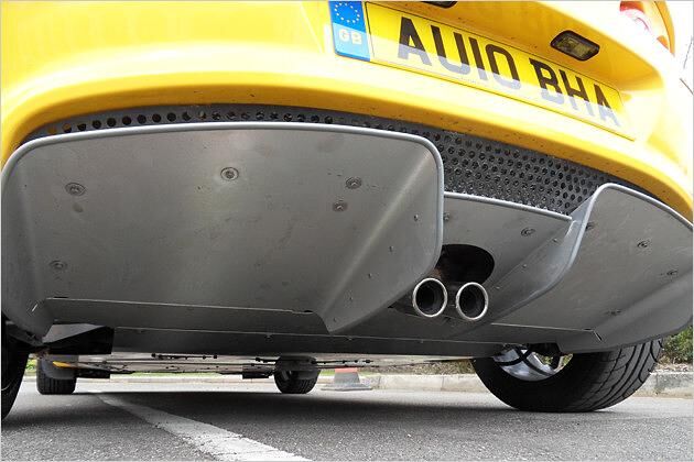 Hier kommt der Sound her - vor allem ab 5.000 Touren wird