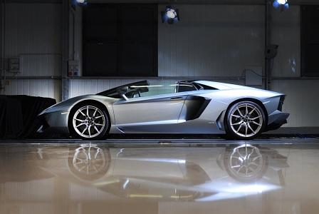 Lamborghini Aventador LP 700-4 Roadster