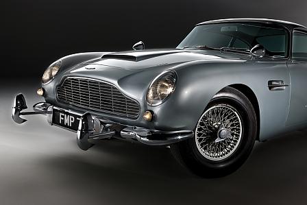 Aston Martin DB5 James Bond (Bild: Shooterz.biz /  Courtesy of RM Auctions)