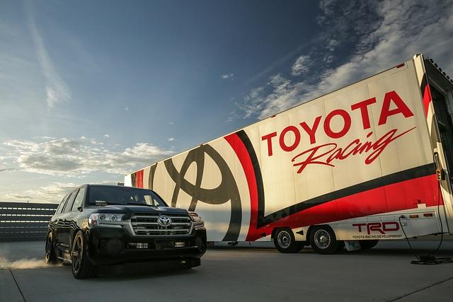 Der "Land Speed Cruiser" leistet satte 2.000 PS und ist 370 km/h schnell