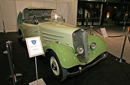 Peugeot 601eclipse von 1934: Ein Vertreter der 
luxuriösen Gattung steht im Peugeot-Museum in 
Sichaux.