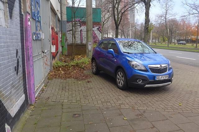 Optisch macht der Mokka ein wenig auf Raubein, ein Geländewagen ist der Opel aber nicht