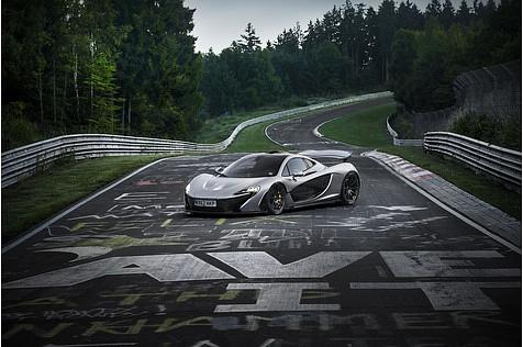 Der McLaren P1 hat die Sieben-Minuten-Schallmauer auf der Nordschleife unterboten