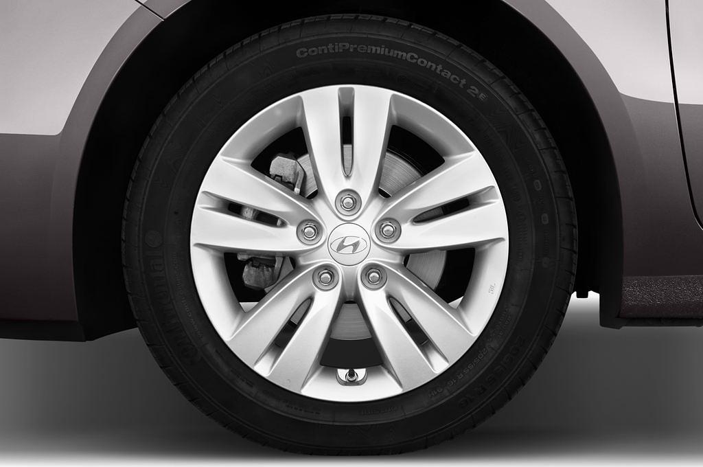 Hyundai iX20 (Baujahr 2012) Style 5 Türen Reifen und Felge