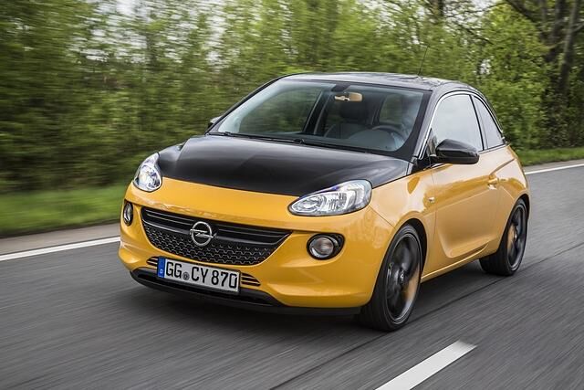 Opel Adam „Black Jack“     - Farben-Glücks-Spiel  
