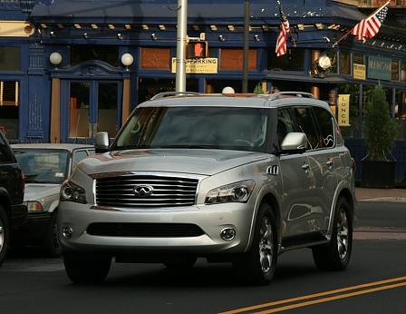 Infiniti QX 56 4WD