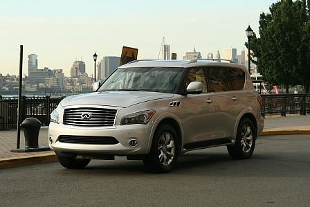 Infiniti QX 56 4WD