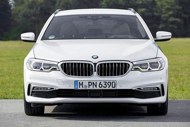 Die zweite Karosserievariante nach der Limousine startet im Juni zu Preisen ab 47.700 Euro