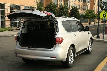 Infiniti QX 56 4WD