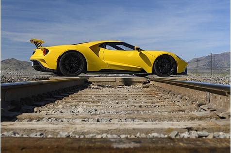 Der Ford GT ist 4,78 Meter lang,...