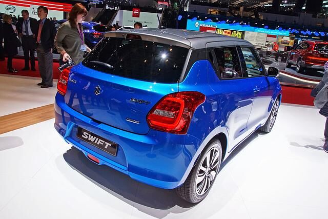 Rund 120 Kilogramm soll der Swift abgespeckt haben, die leichteste Variante bringt nur noch 840 Kilogramm auf die Waage
