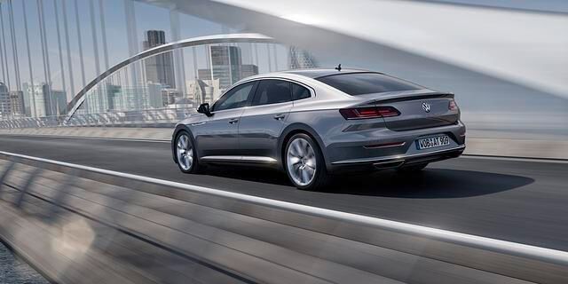Beim VW Arteon handelt es sich um den Nachfolger des CC. Zudem soll das Passat-Derivat auch als Phaeton-Ersatz herhalten