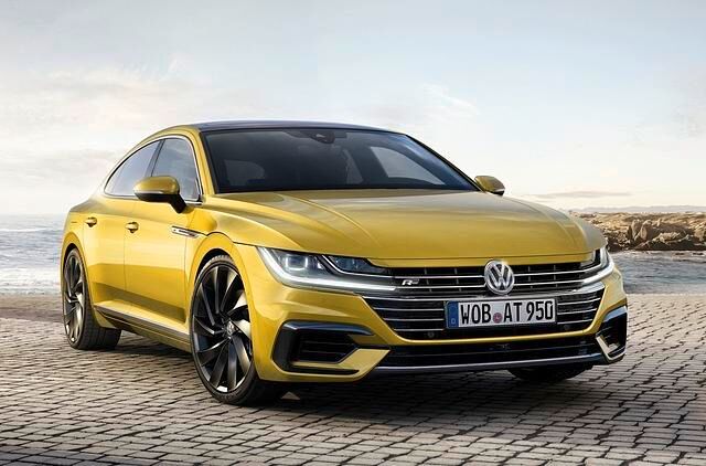 Optisch etwas dynamischer kommt der Arteon in der Ausstattungsvariante R-Line daher