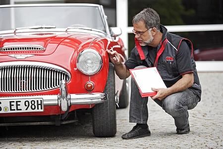 Oldtimer bei der HU - Klassiker in klasse Zustand