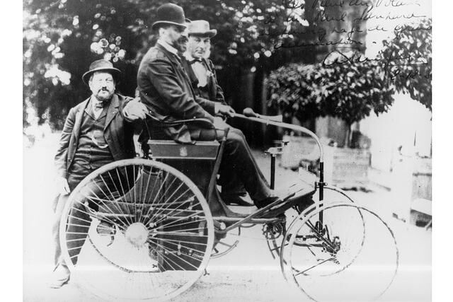 Alles begann mit den Patent-Motorwagen von Benz und Daimler, die auf der Pariser Weltausstellung von 1889 französische Käufer finden sollten