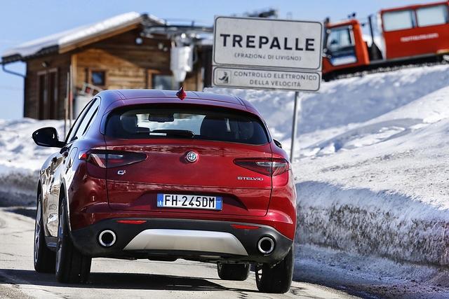 Für Kunden, die in ihrer Straße Sterne, vier Ringe und weißblaue Propeller nicht mehr sehen können, ist der erste SUV von Alfa Romeo sicher eine willkommene Alternative