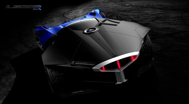 Vor allem die Heckansicht des Peugeot L500 R Hybrid wirkt futuristisch