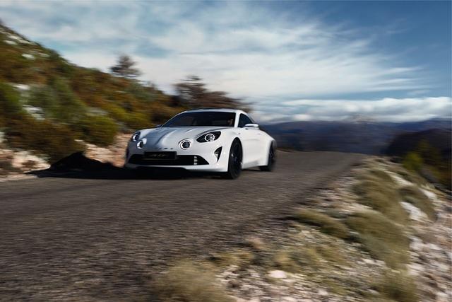 Es steht mal wieder eine Alpine vor der Türe, hier das Konzeptfahrzeug