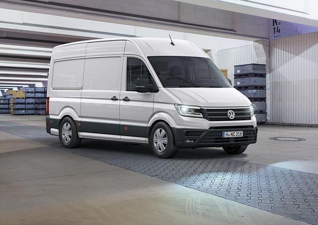 Für den Crafter stehen vier Dieselmotoren mit 102 bis 177 PS zur Wahl