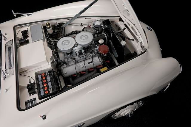 Der V8-Motor des BMW 507 war an ein Viergang-Schaltgetriebe gekoppelt