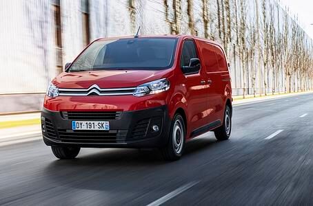 Fahrbericht: Citroën Jumpy / Peugeot Expert - Laden unter dem Löwen oder dem Doppelwinkel Fahrbericht: Citroën Jumpy / Peugeot Expert - Laden unter dem Löwen oder dem Doppelwinkel