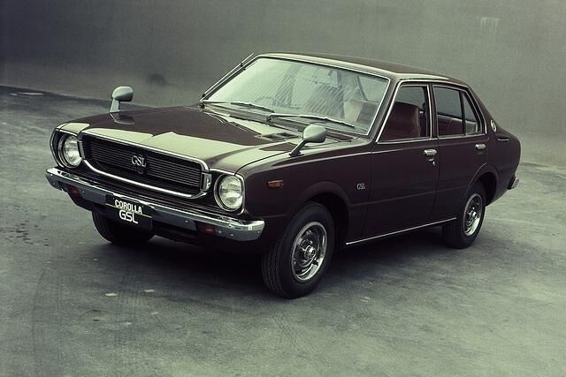 Toyota Corolla Limousine, Japan-Version im Jahr 1975