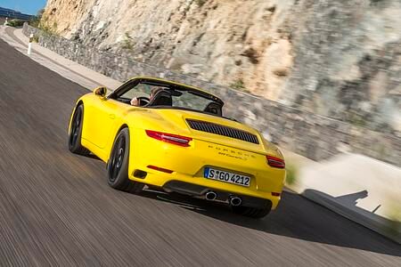 Ratgeber: Autofahren im Sommer - Vorsicht vor zu viel Sonne